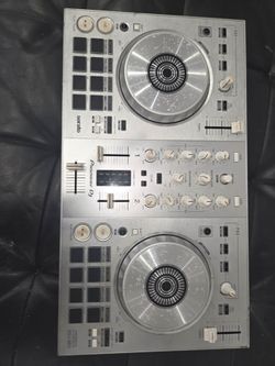 Pioneer DJ DDJ-SB3 Serato DJ Controller – 2 Channel
