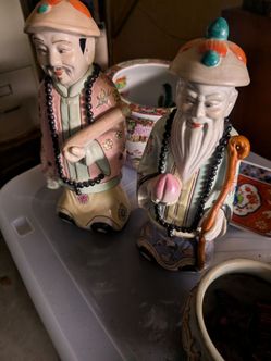 Old pair Chinese figures