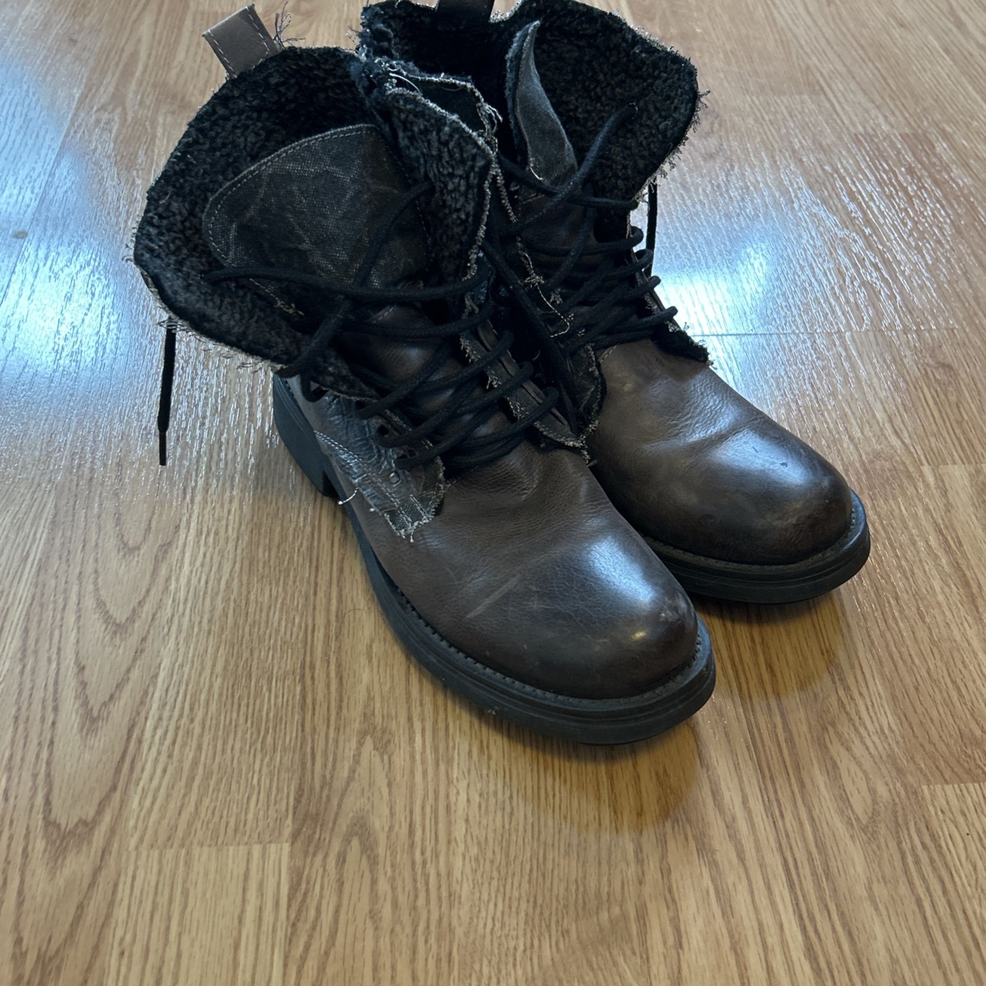 Men’s Size 10 Boots