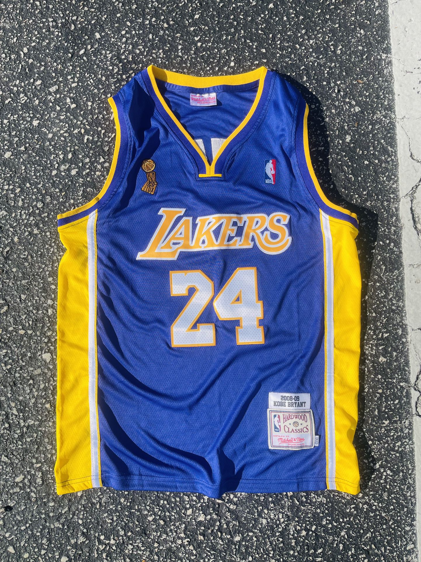 Kobe Bryant Laker 24  jersey(Finals Edition)