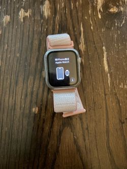 Apple Watch SE with Pink Sport Loop Band