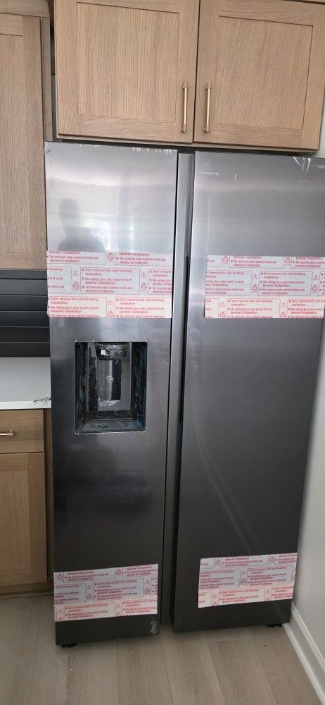 brand new samsumg fridge