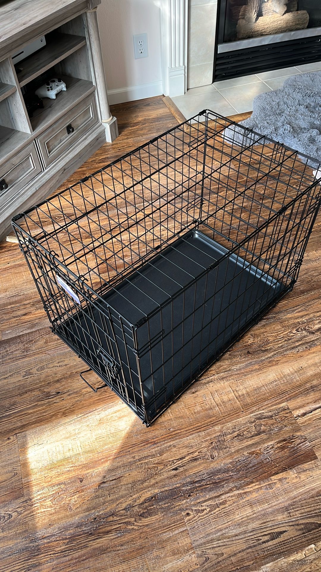 Pet crate For Medium To Small Pets 