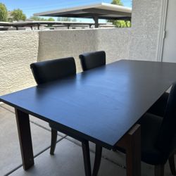 Large Table W/ 4 Chairs - Pick Up Only **