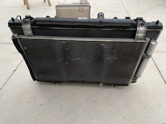 Mazda CX-5 2019 Radiator/Condensor/ Fan Shroud 