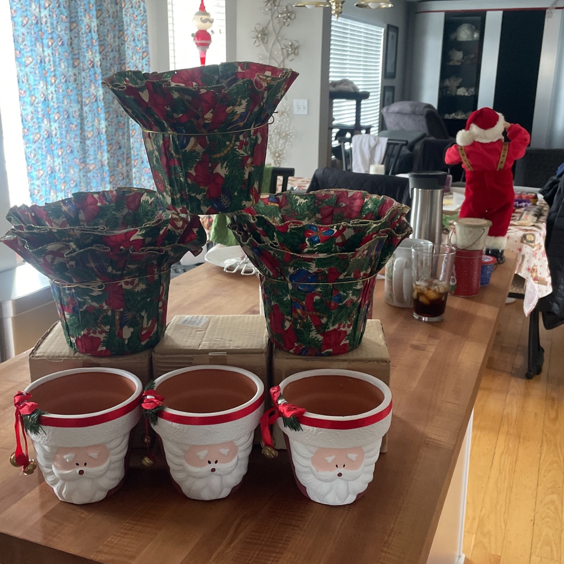 Christmas pots