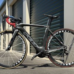 Road Carbon Bike 