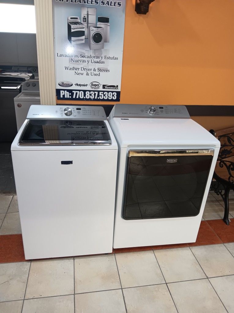 Maytag Washer 5.3 Cf And Dryer 8.8 Cf