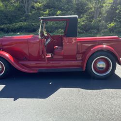 1929 Ford custom roadster hot-rod pickup: