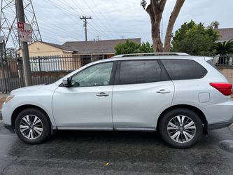 2017 Nissan Pathfinder