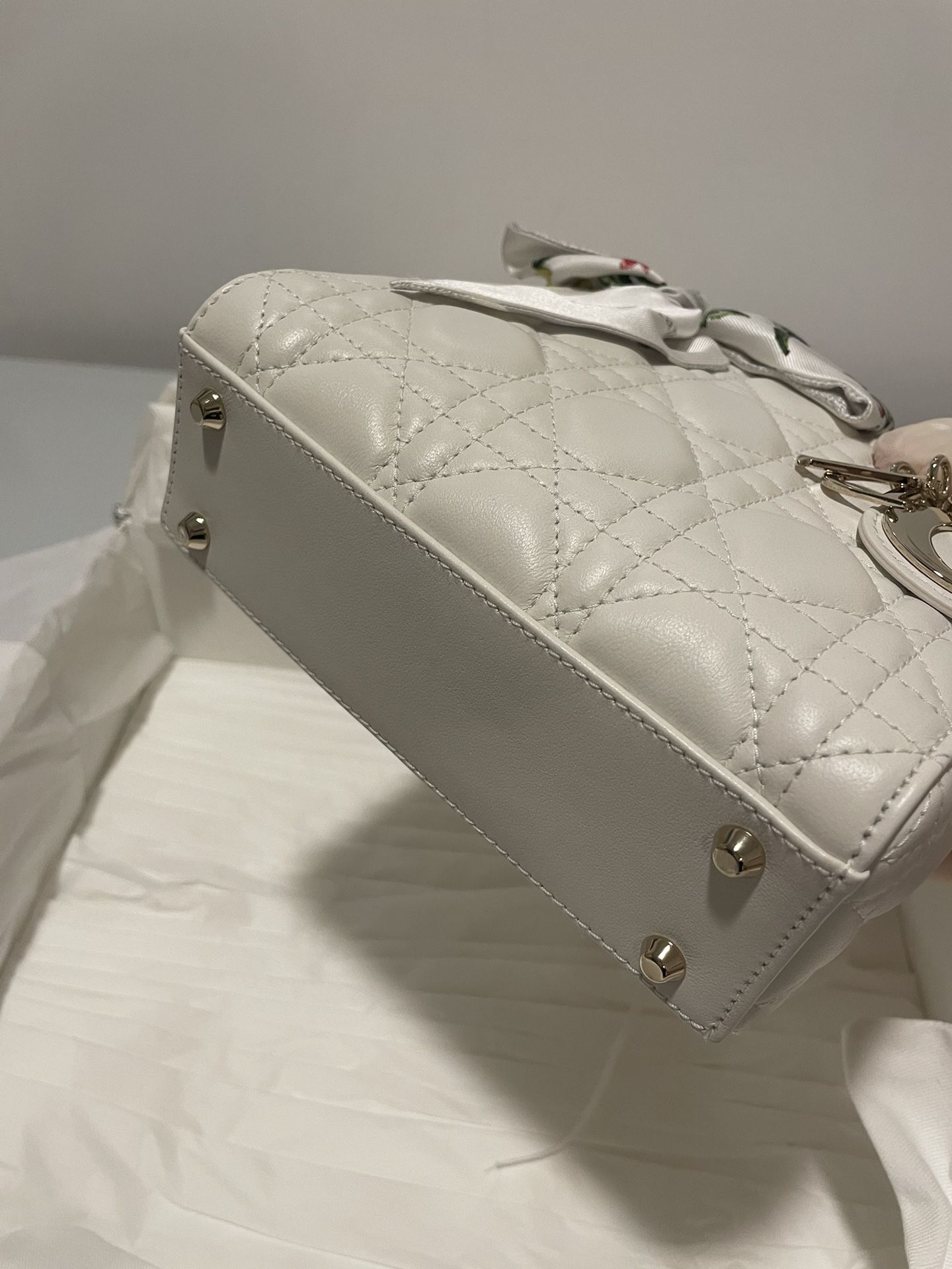 Dior Leather Mini Lady Dior Wallet 100% Authentic for Sale in Miami, FL -  OfferUp