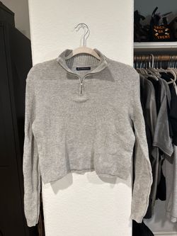 Brandy Melville Gray Quarter-Zip Crop Sweater
