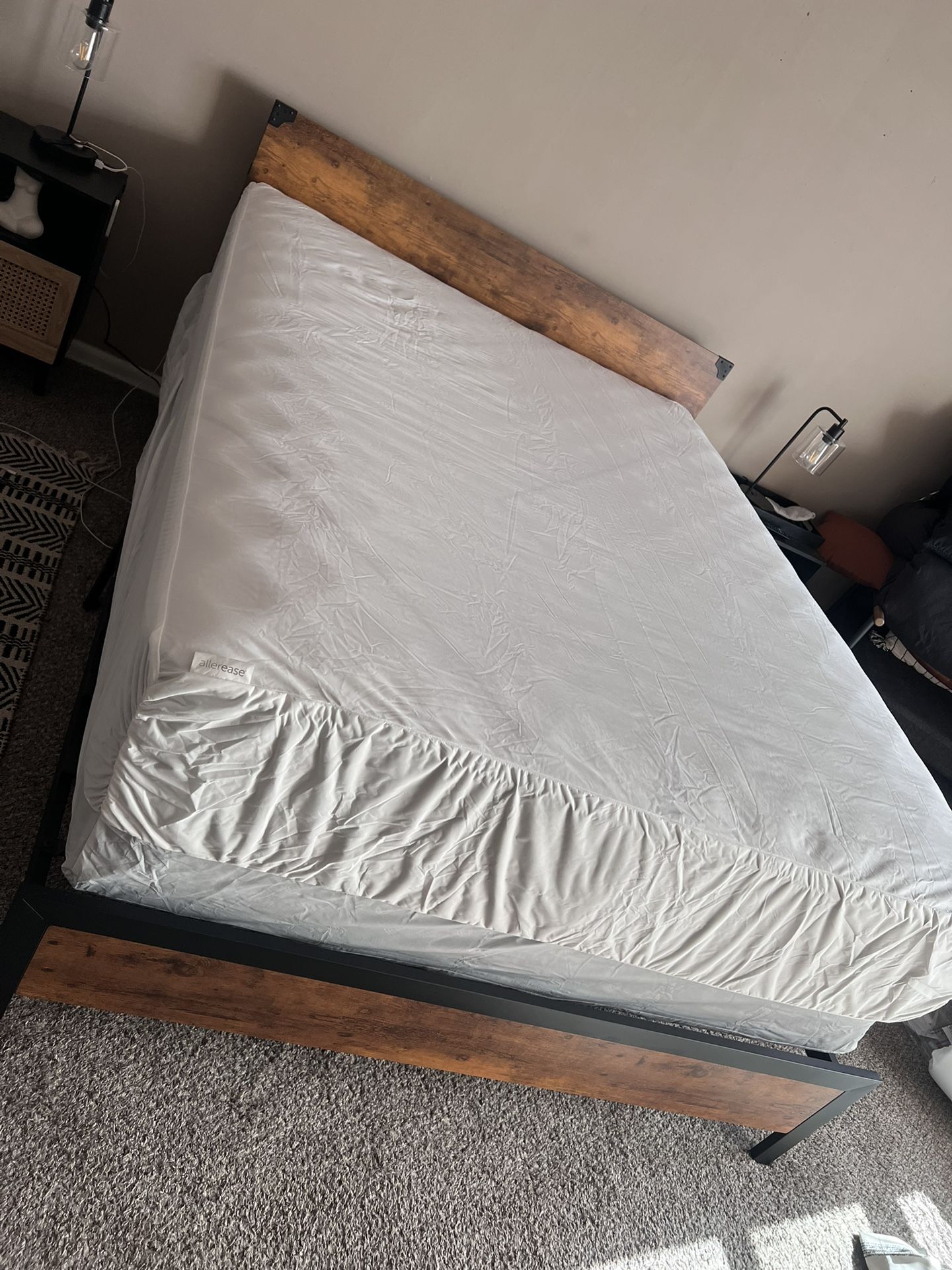 Beautyrest Queen Sized 12 Inch Extra Firm Mattress