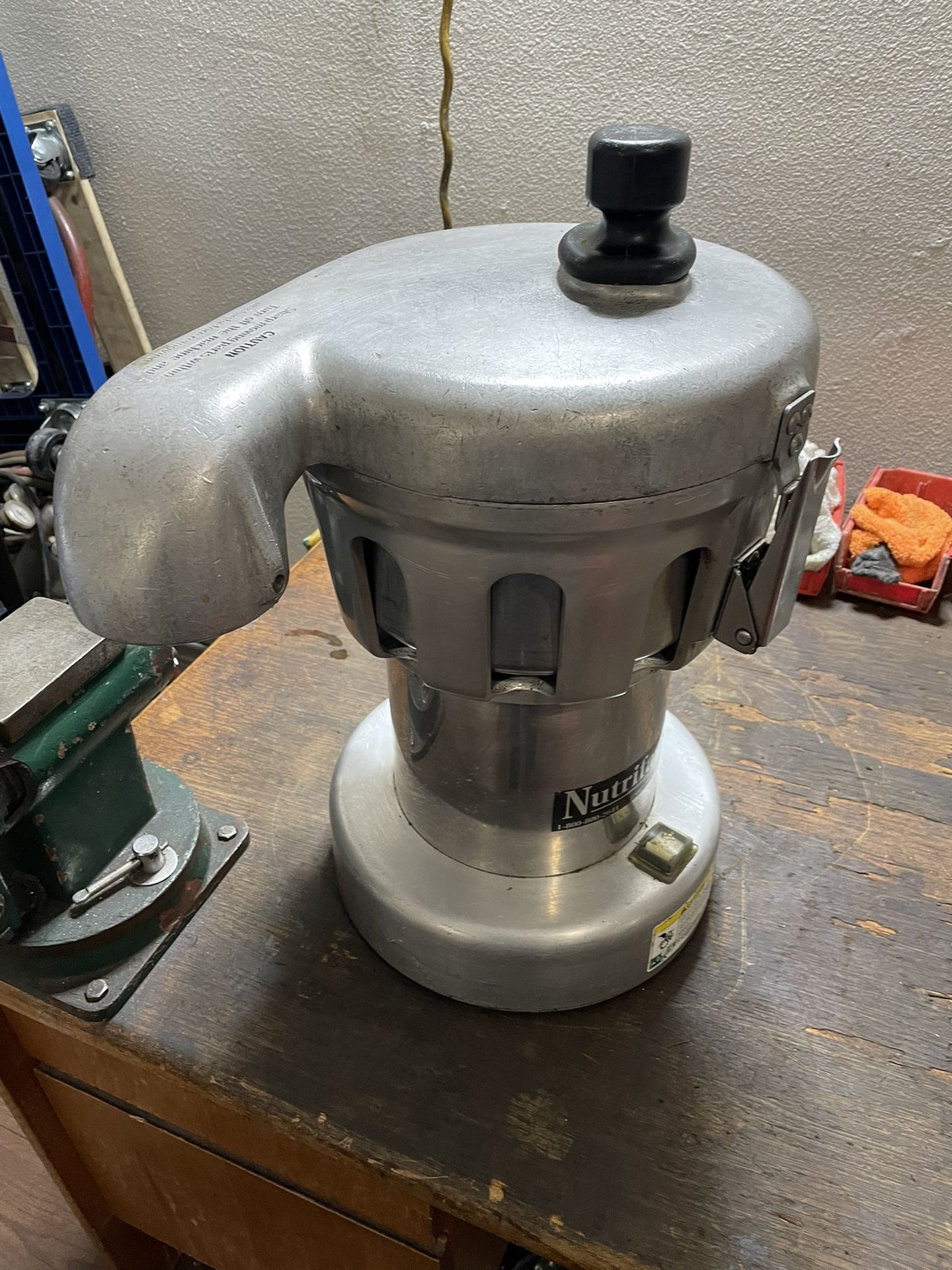 Nutrifaster N450 Commercial Juicer $800