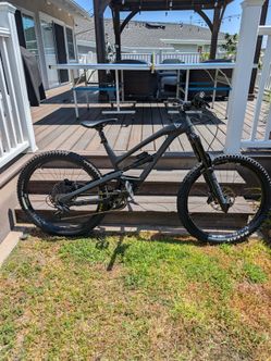 2021 YT Capra Large