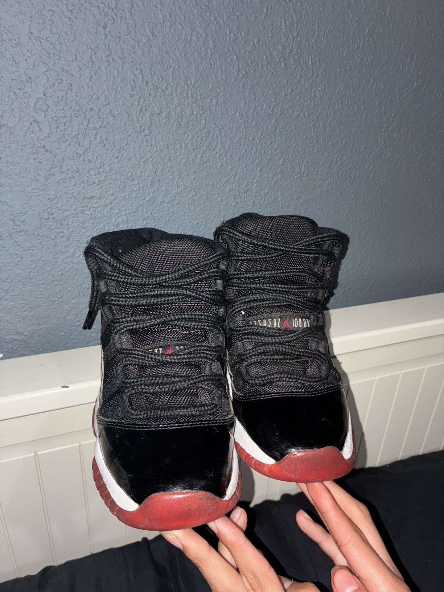 Jordan 11 Breds(look At Description)⬇️