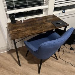 Accent Chair And Desk 