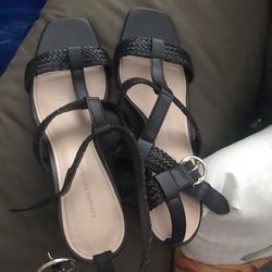 Banana republic women shoes size 9.5  $35 not in the box