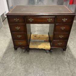 Antique Vintage  Desk ( 100 % Sold Wood 🪵 With Leather Top ).