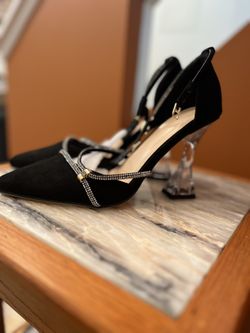 Women’s Shoes  (New)