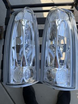 CHEVY/ GMC Truck Tail Lights. (fits 1(contact info removed))