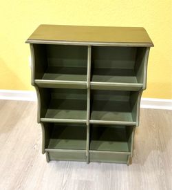 Vintage Wood 6-Cubby Storage Shelf – Farmhouse Olive Green