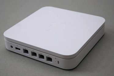Apple AirPort Extreme wireless router