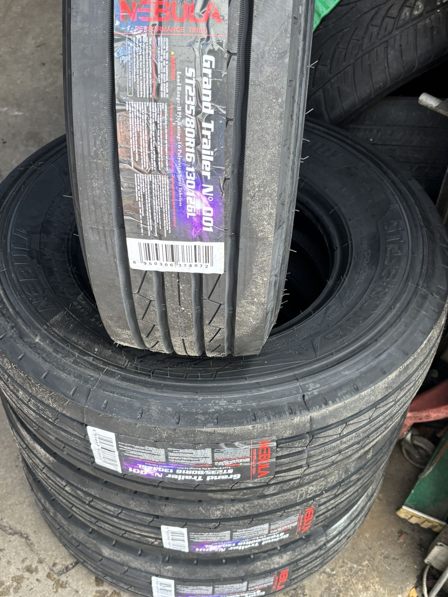 New Trailer Tire 235/80r16 St 16 Ply