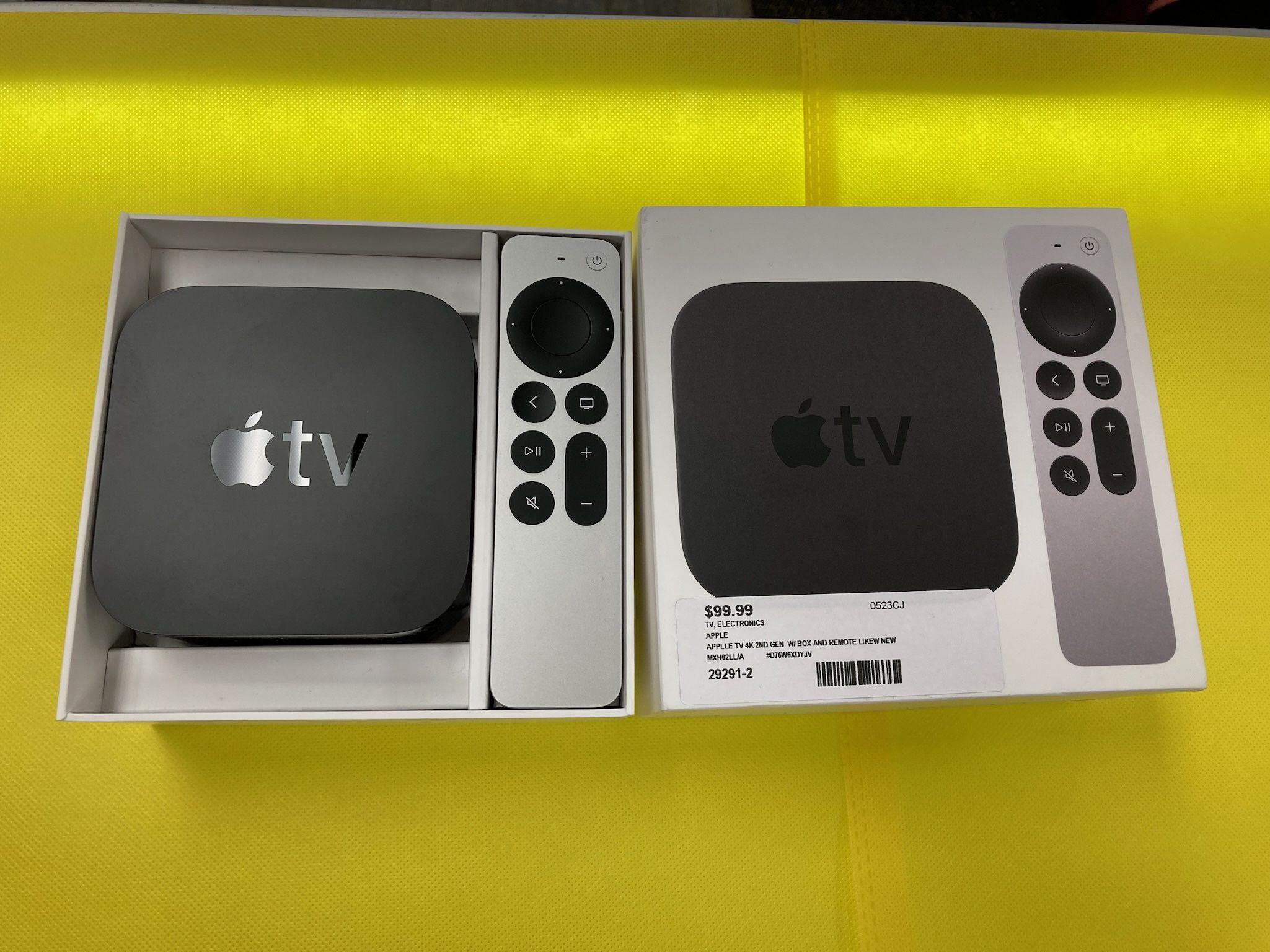 Apple TV 4K 2nd Generation Digital Media Streamer MXH02LL/A With Box and Remote