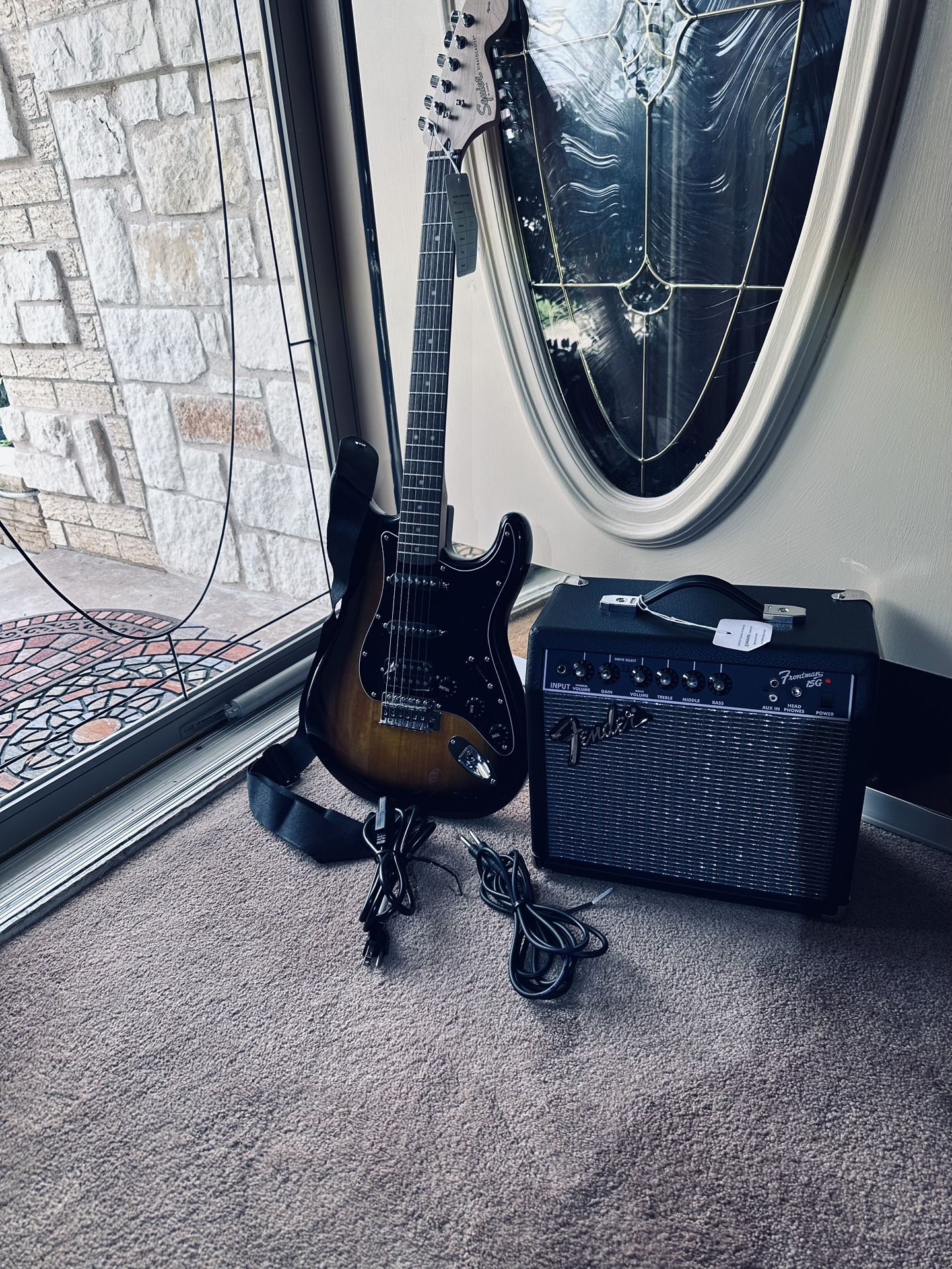 Fender Strat Squire With amplifier 