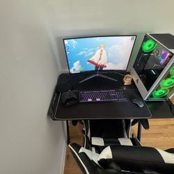 Pc gamer, with all the accessories, chair, table, scuf remote control !!!