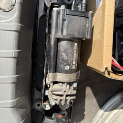 2012 Bmw 750li Xdrive Suspension Compressor 