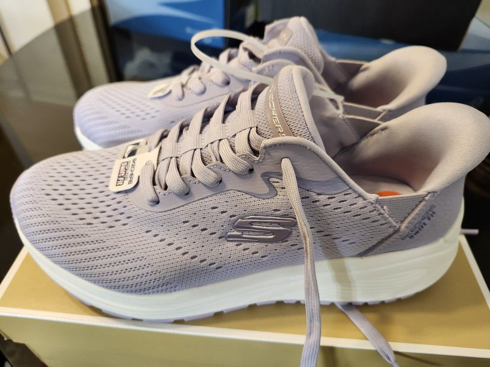 WOMEN SHOES SIZES 7-7.5 ADIDAS SKECHER PUMA And GUESS $30