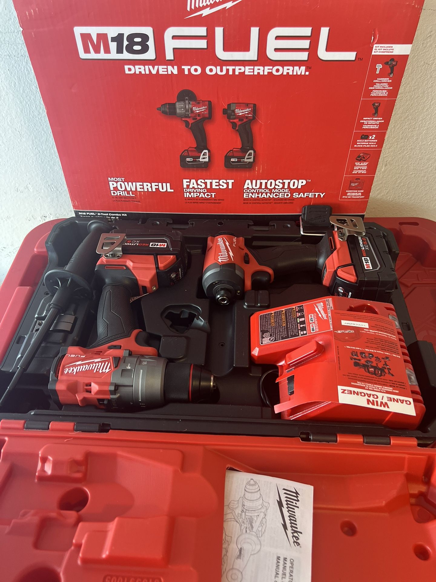 Milwaukee M18 Hammer Drill & Impact Driver Combo Kit.