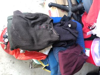 Men’s sweaters and thermal shirts