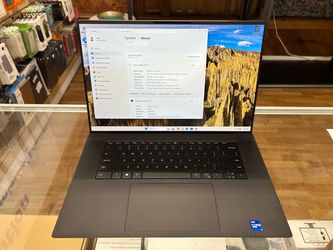 Dell Precision 5760 17 inch laptop core i7-11th gen 16GB RAM 512GB SSD