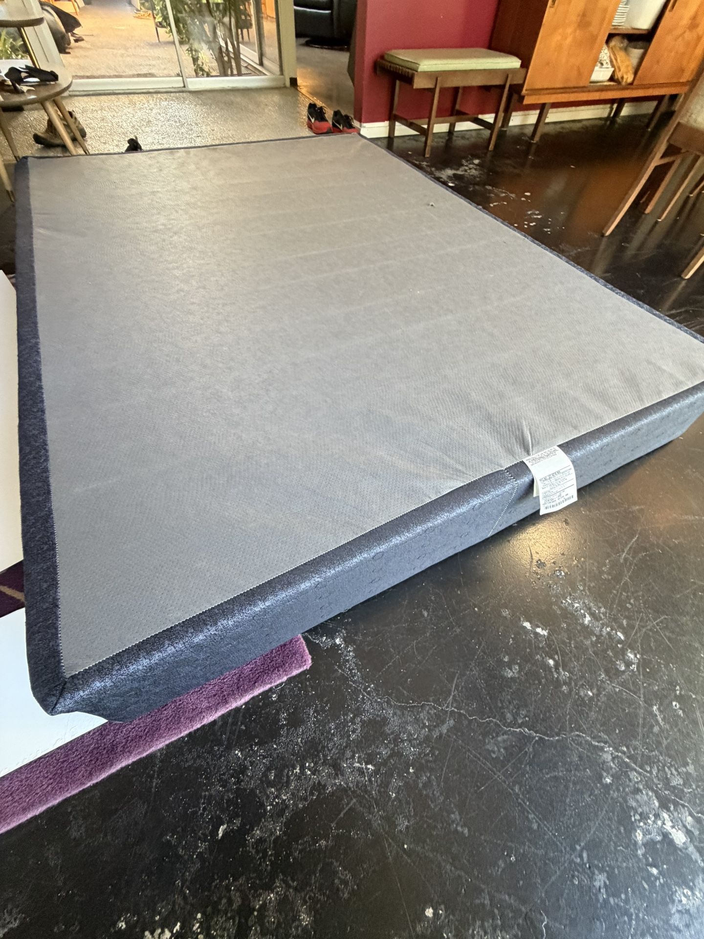 Box Spring Queen