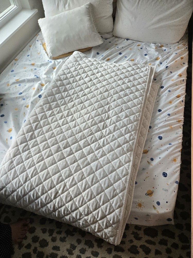 Velvet IVORY Bedsheet