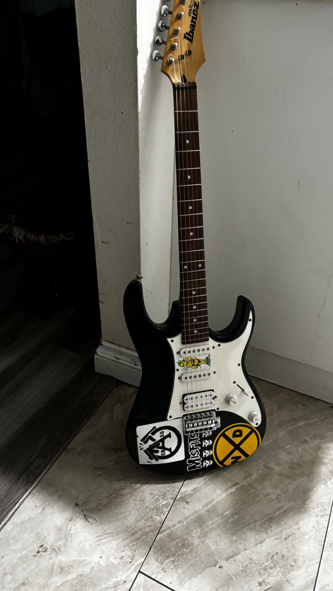 ibanez electric guitar