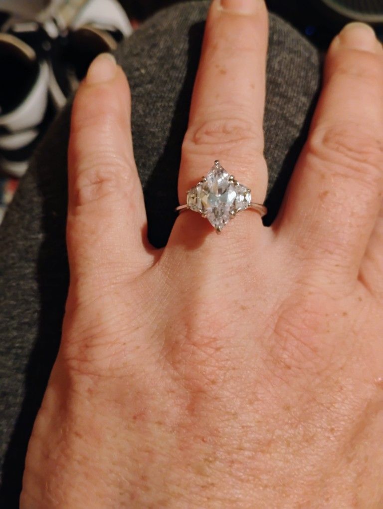 The Nouveau Marquise Diamond Ring