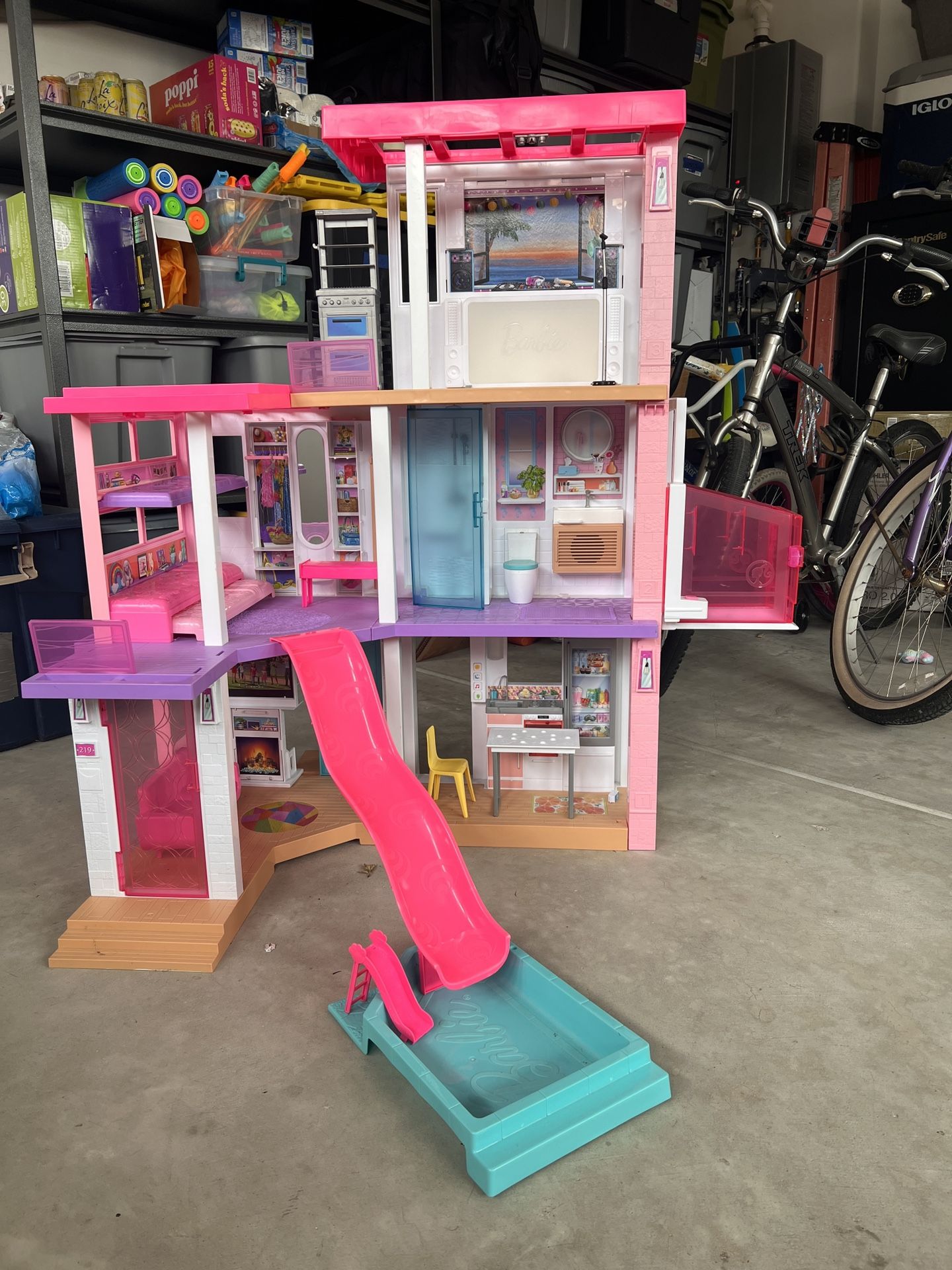 Barbie Dream house 3 Story
