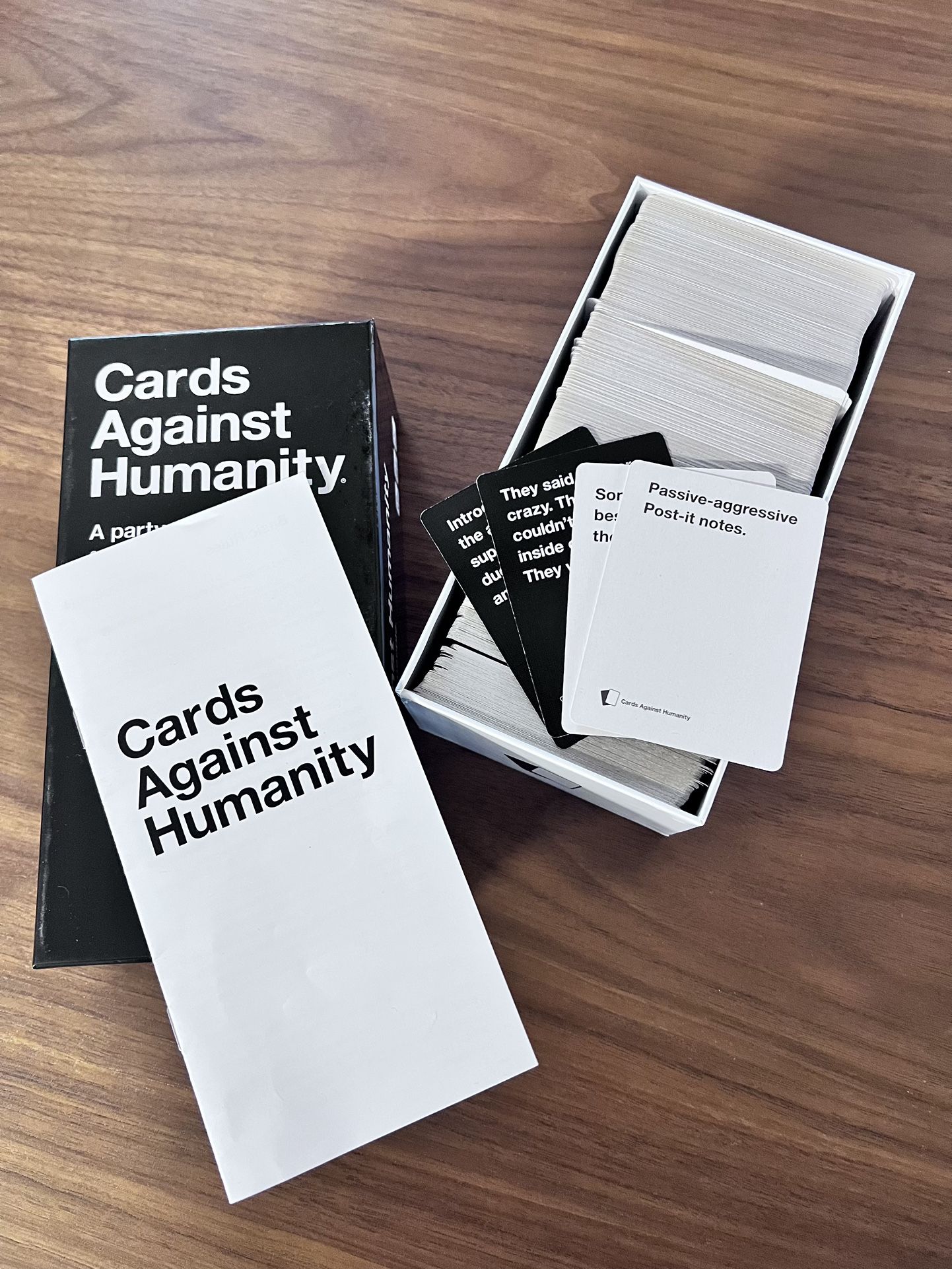 Cards Against Humanity Set