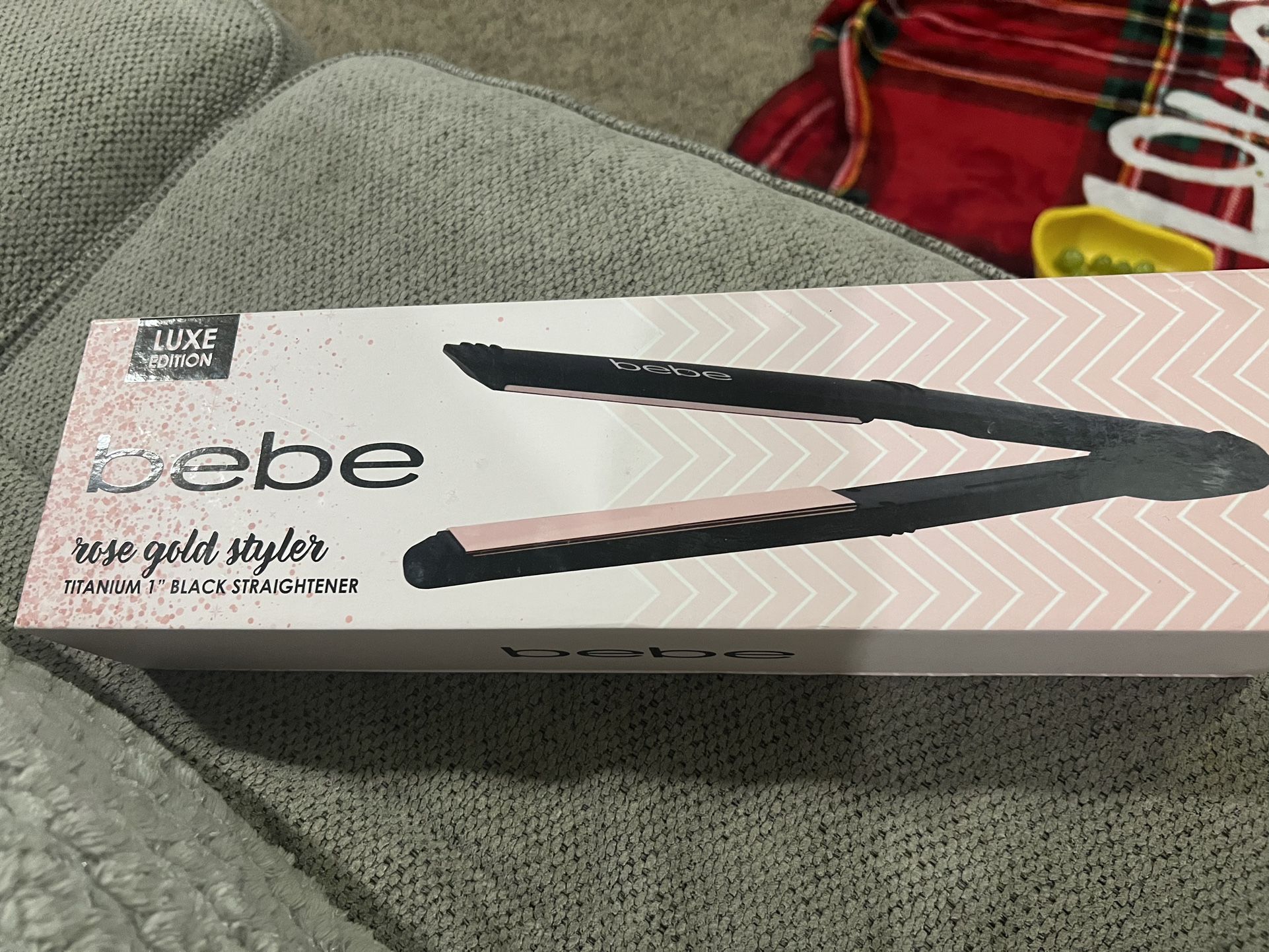 Bebe Straightener for Sale in Clarksville TN OfferUp