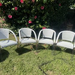 Set of 4 White Wicker Barrel Chairs w/ Hairpin Legs Outdoor