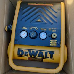 Dewalt 1 Gallon Quiet Compressor 