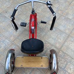 Schwing Tricycle Asking $75. OBO 