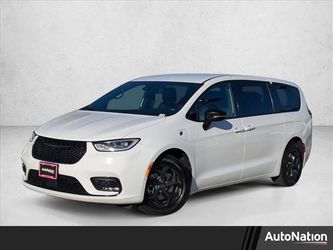 2024 Chrysler Pacifica Hybrid