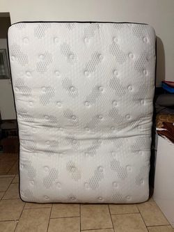 Colchón queen en super buen estado