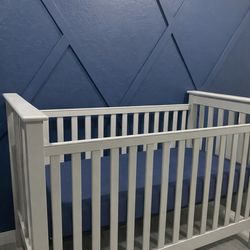 Baby crib