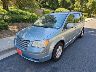 2008 Chrysler Town & Country